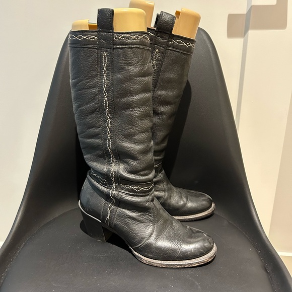 Cowboy boots - Picture 1 of 3